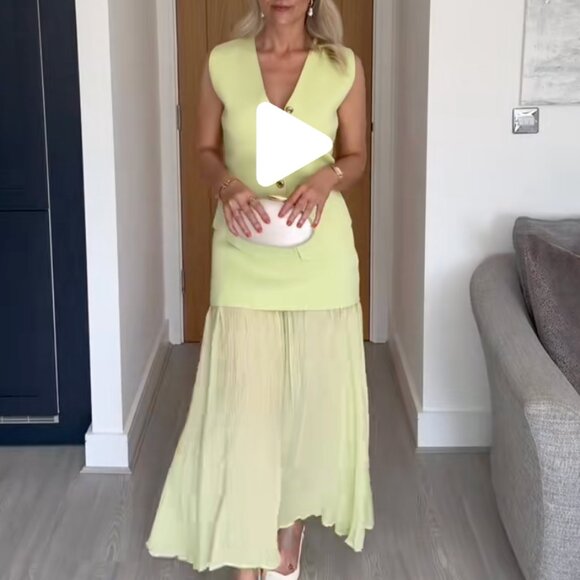 Elegant Lime Green Maxi Skirt - Picture 6 of 7